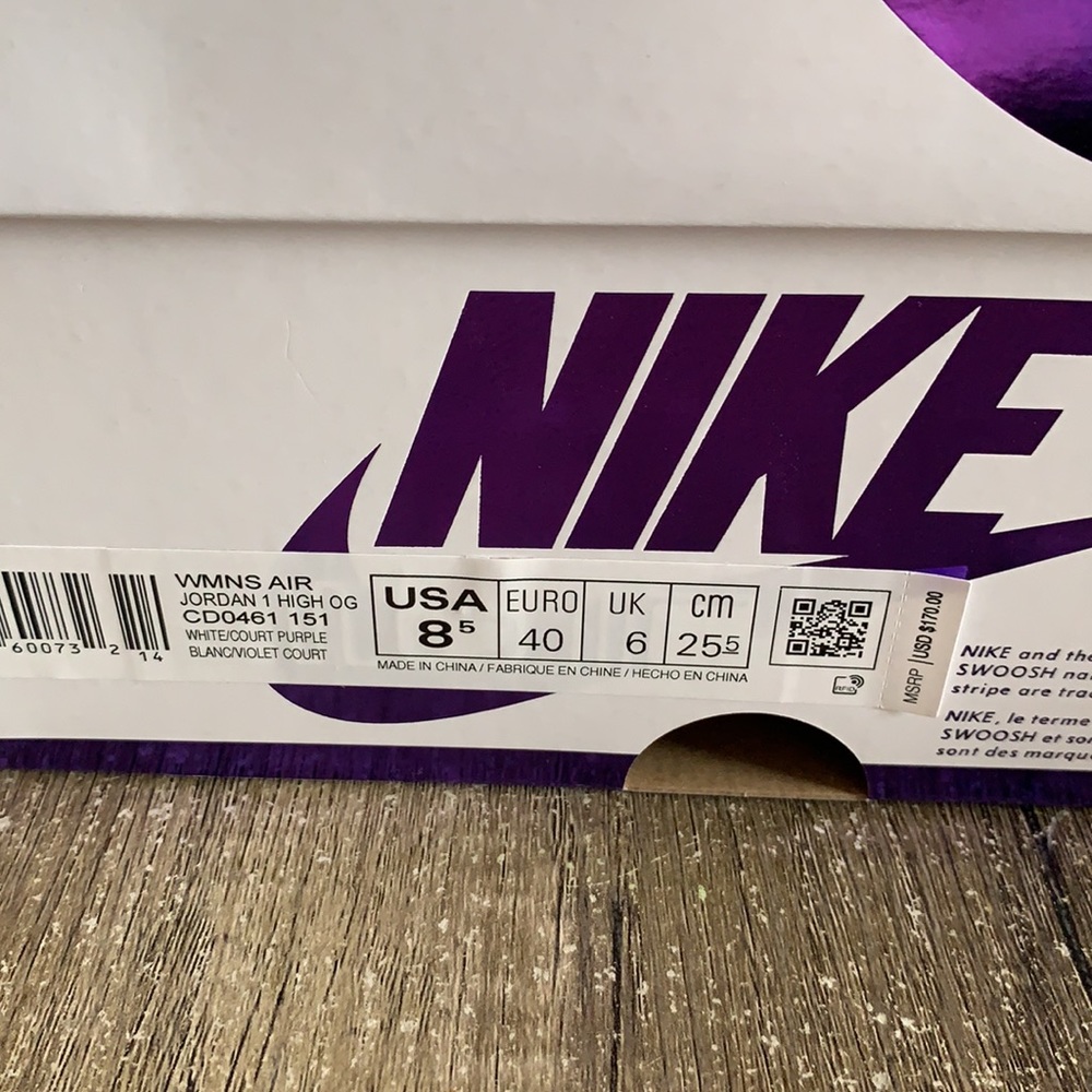 Nike women’s Jordan 1 high OG Court Purple - Picture 9 of 11
